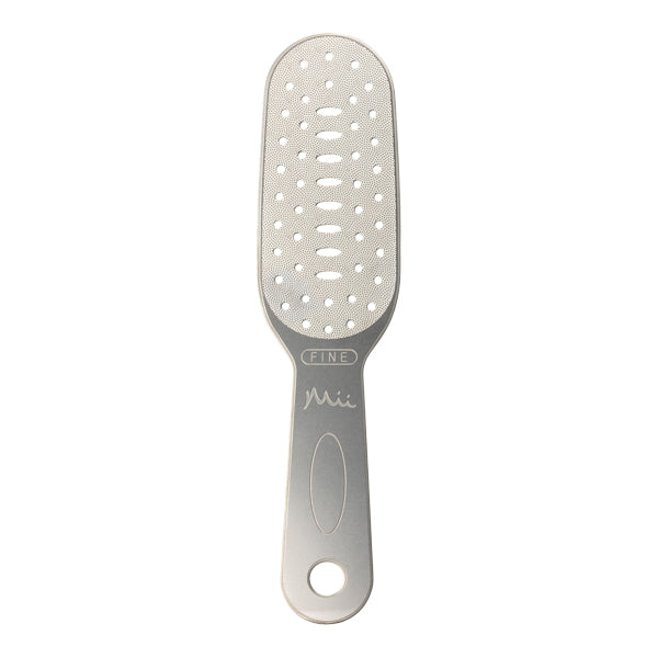 Mii Cosmetics | Neat + tidy stainless steel foot file - eeltvijl