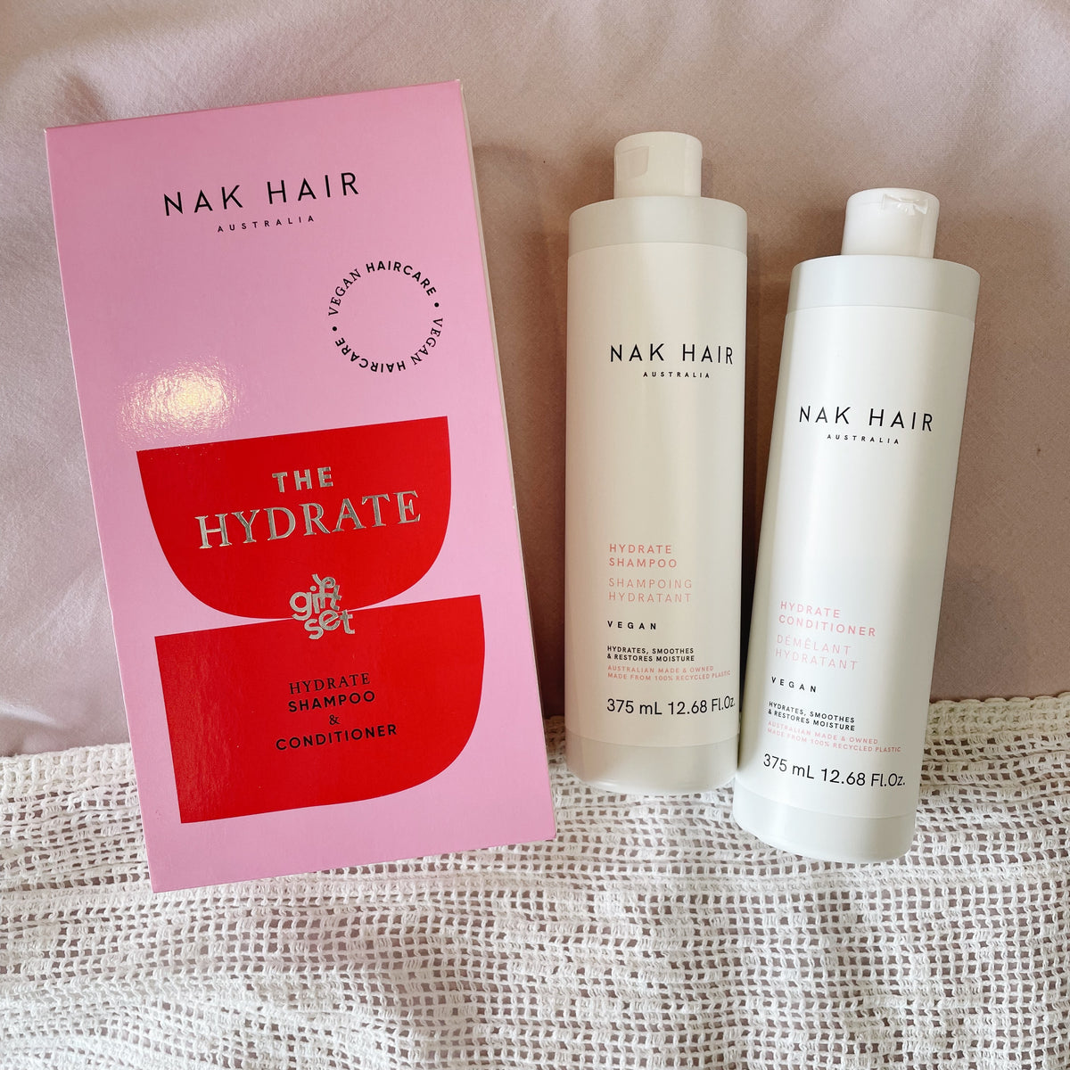 nak hair the hydrate gift set met hydrate shampoo en hydrate conditioner