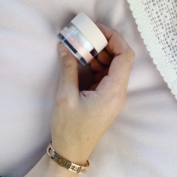 natural-self-boost-of-freshness-facial-lotion-travel-size