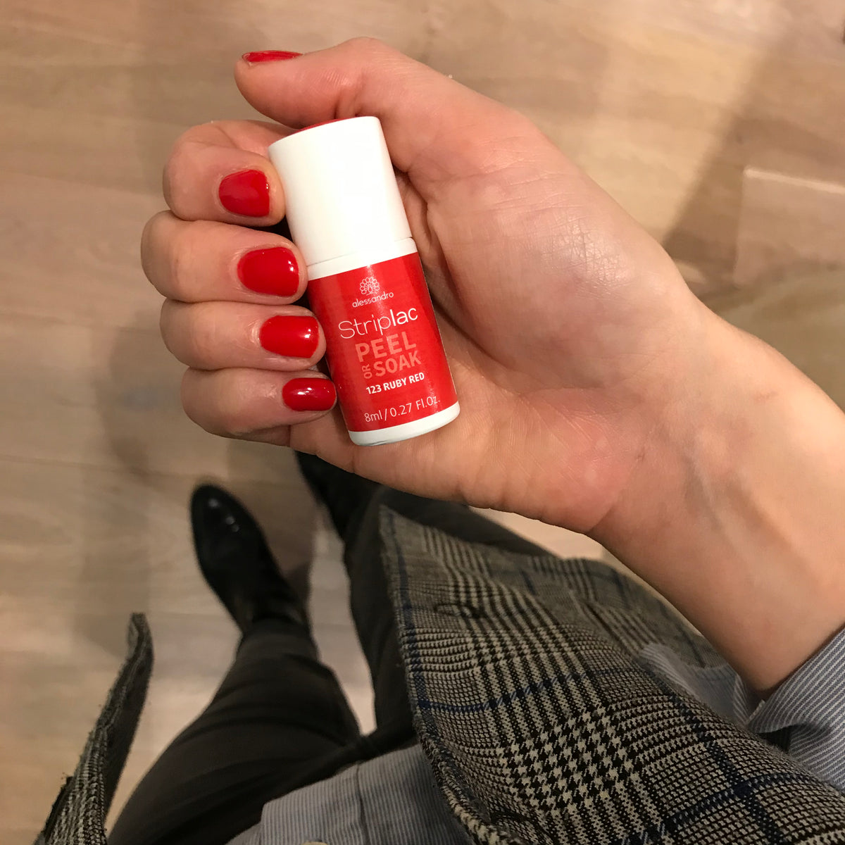 Alessandro | Striplac Peel or Soak Gellak - Ruby Red 123 – Ellen Vandamme